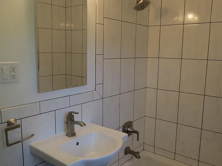 9603 Evergreen St — Photo 10