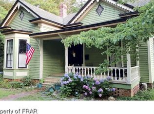 547 Carthage St, Cameron, NC 28326