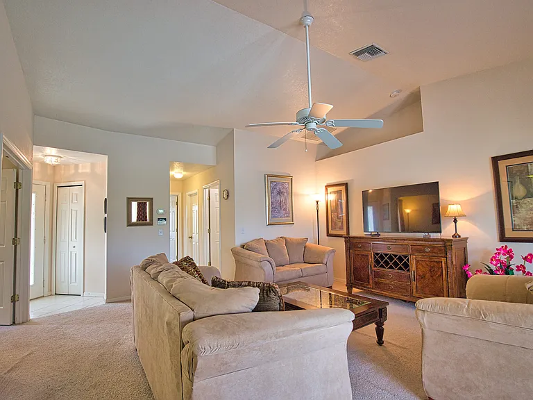 116 Albatross Rd — Photo 7