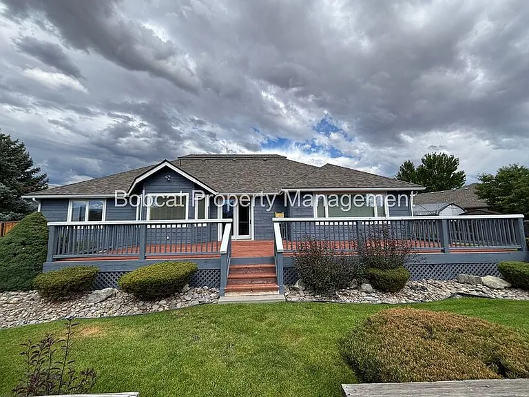 1300 Bridle Way — Photo 44