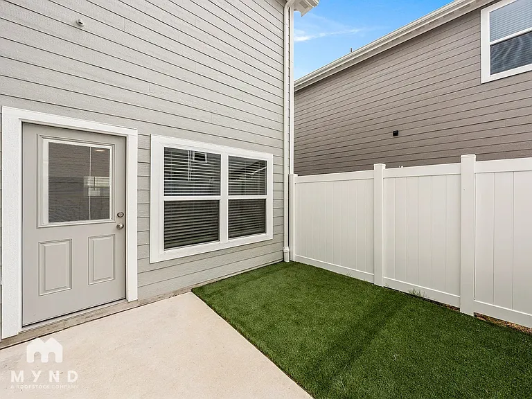 10853 Quinn Ct — Photo 20