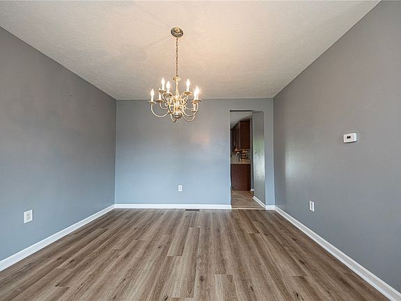 5th image of 116 Damian Ct