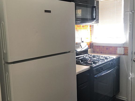 5th image of 801 N Crawford St