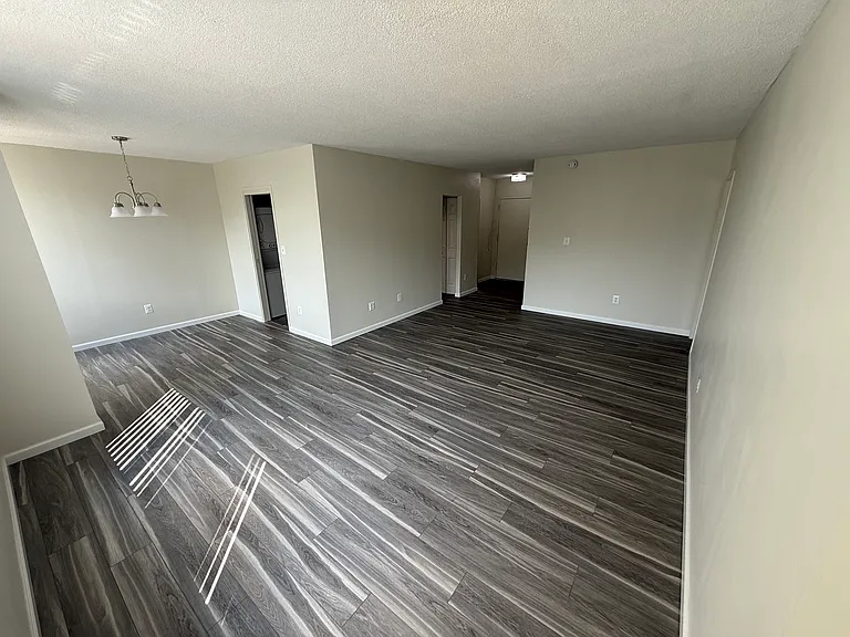 5500 Holmes Run Pkwy #320 — Photo 18