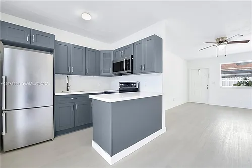 15991 NE 18th Pl #3 Photo 1