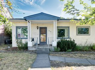 214 NW 8th St, Pendleton, OR 97801