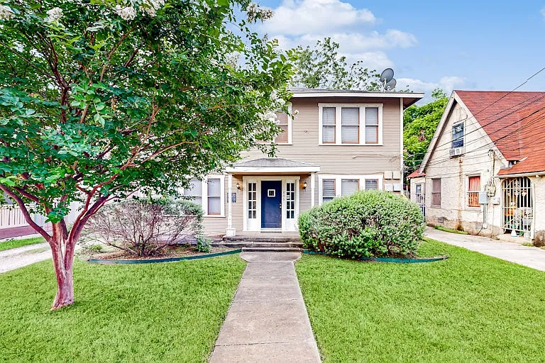 E Ashby Pl — Photo 10