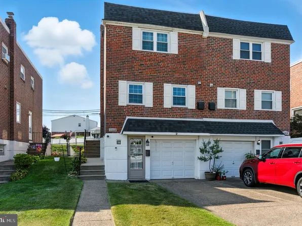 12028 Glenfield St, Philadelphia, PA 19154