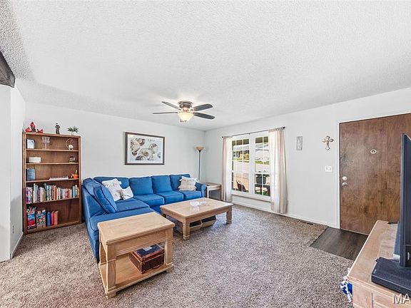 2nd image of 5360 Glencullen Way