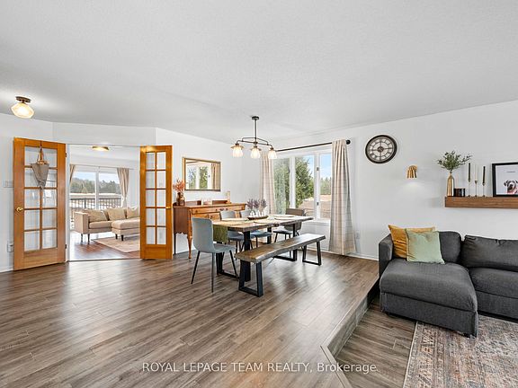 3rd image of 2090 Old Birch Rd