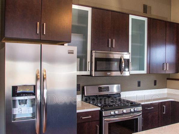 611 Sycamore St APT 201