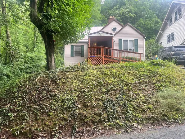 104 Edwards St, Beckley, WV 25801