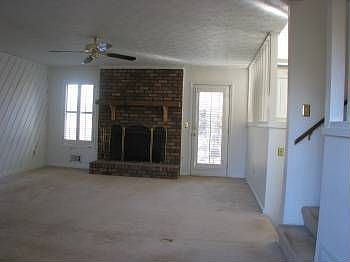 2nd image of 130 Bramble Oak Dr