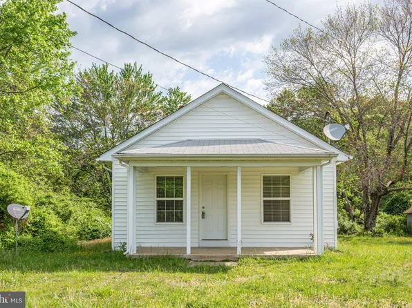 1360 Warrenton Rd, Fredericksburg, VA 22406