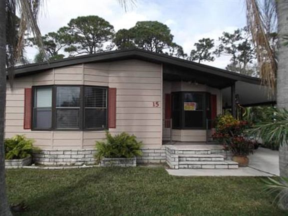 2nd image of 15 Villa Del Norte