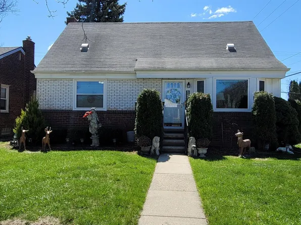 14301 Manhattan St, Oak Park, MI 48237