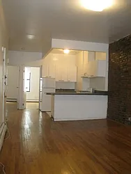 Rented by Tower Brokerage