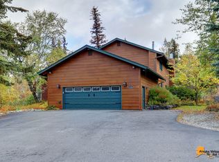 7141 Crooked Tree Dr, Anchorage, AK 99507