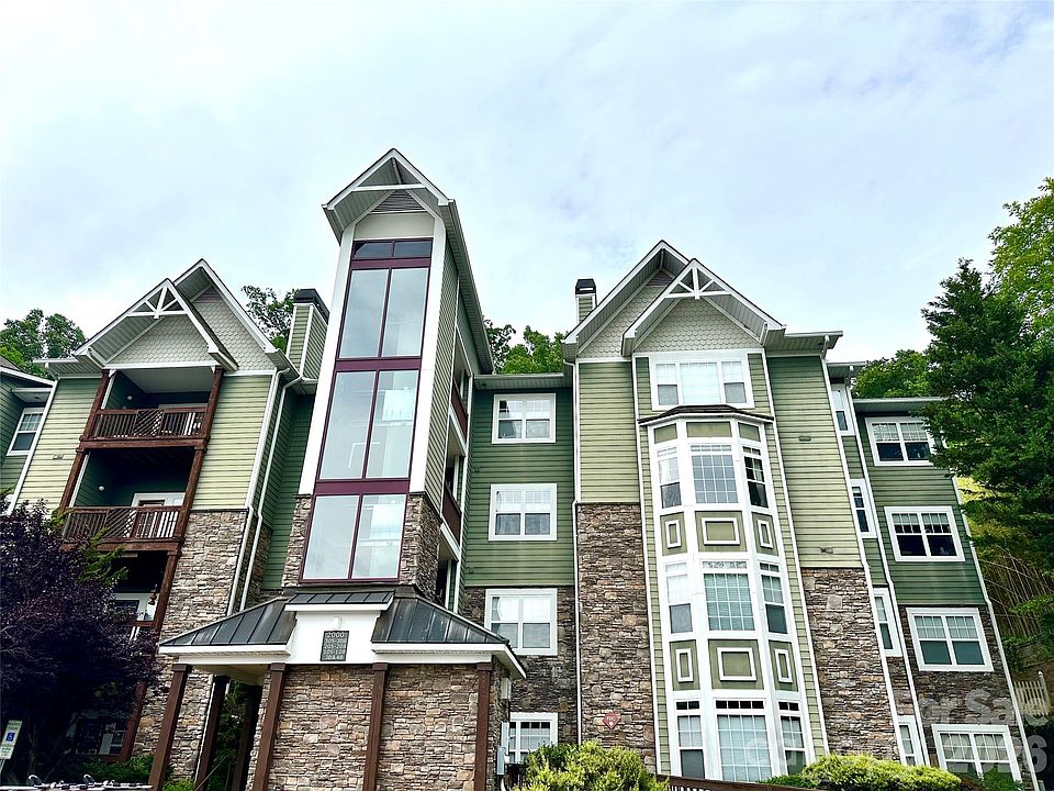 1st image of 2000 Olde Eastwood Village Blvd #305