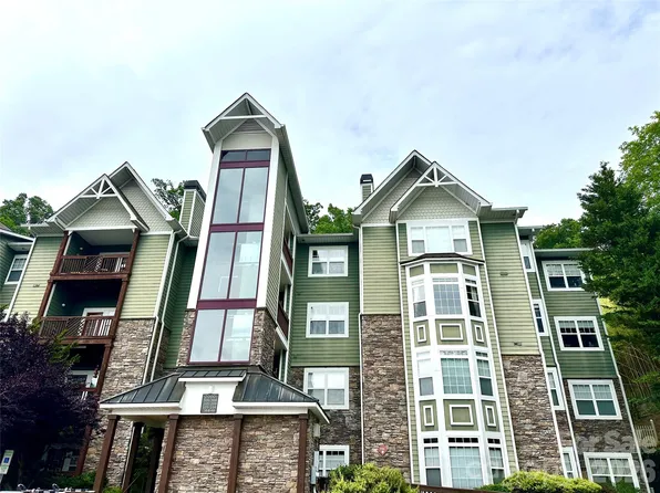 2000 Olde Eastwood Village Blvd #305, Asheville, NC 28803