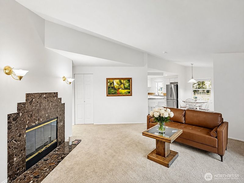 2nd image of 8653 Avondale Rd NE #D208