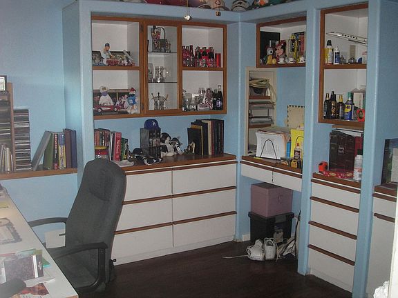 3rd bdrm or office 8X8