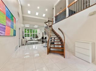 8 Deer Run, Rye Brook, NY 10573