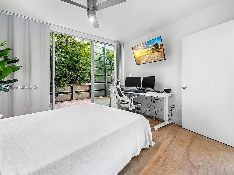 221 Jefferson Ave #2 — Photo 12