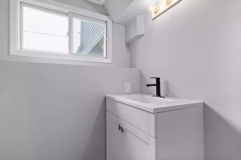 76 Joseph St #2 — Photo 7