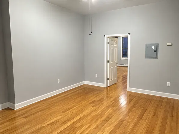 132 1/2 Ripley Pl, Elizabethport, NJ
