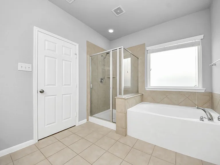 6306 Bain Dr — Photo 22
