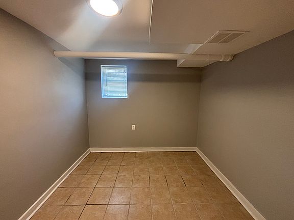 3rd image of 5509 S Whipple St APT 7