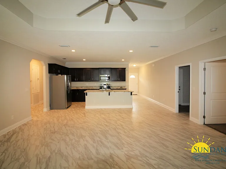 802 Dawes Rd — Photo 6