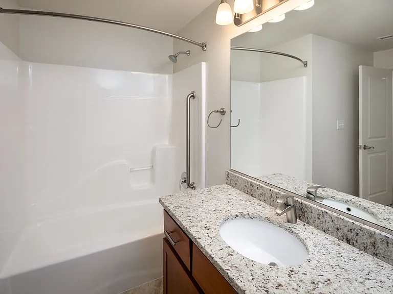 Terrace Park Apartments — Photo 9