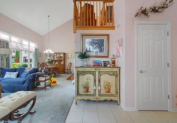5th image of 110 Honey Hill Dr