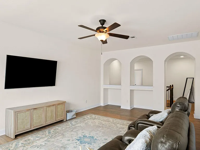 1113 Hartman Dr — Photo 33