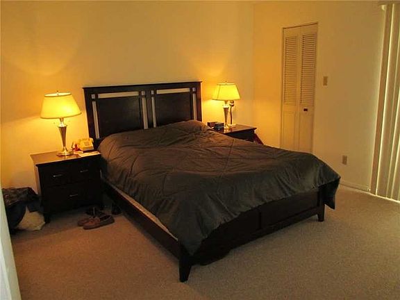 5th image of 2214 S Cypress Bend Dr APT 303