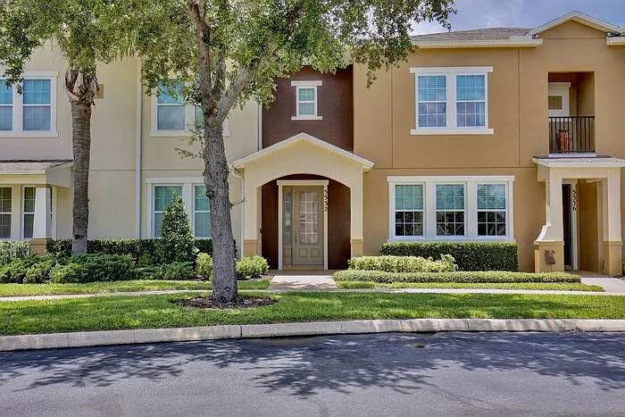 5332 Factors Walk Dr