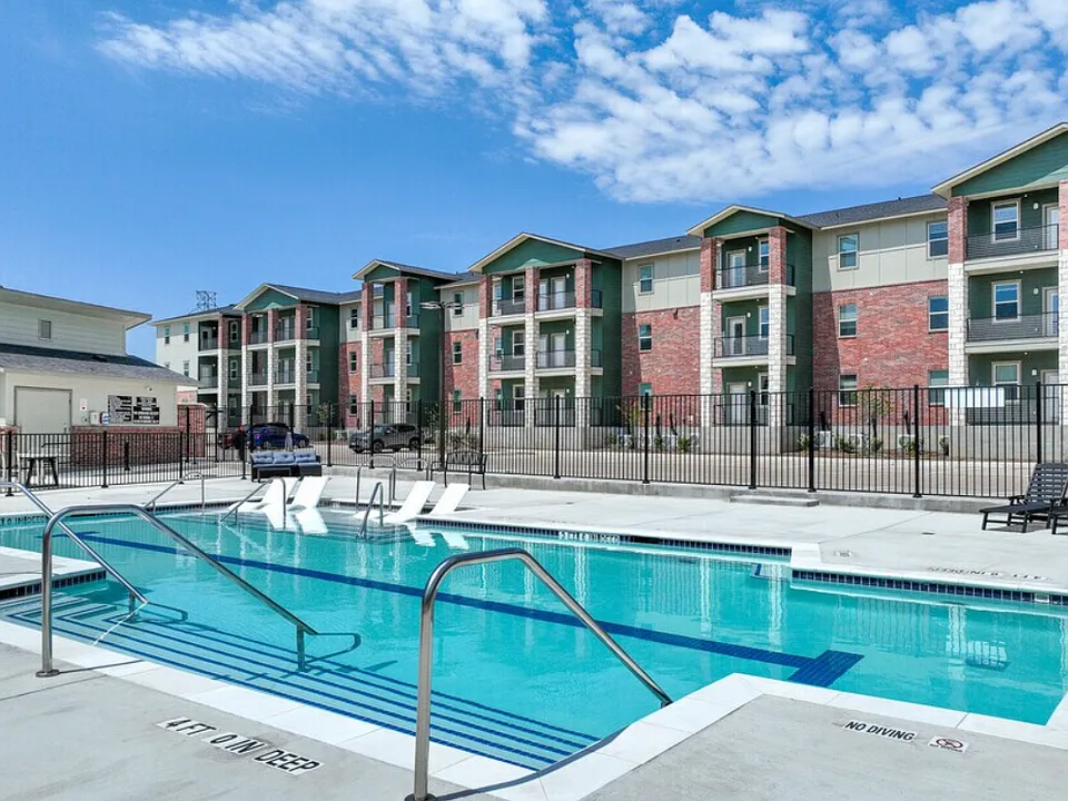 Alps Cleburne
