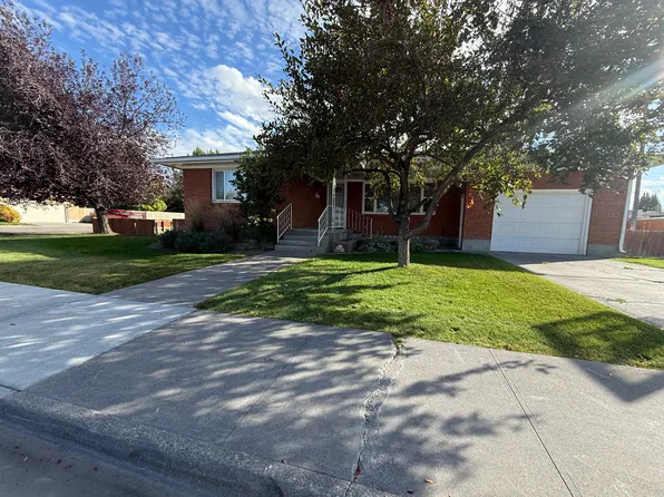 126 Spruce St, Shelley, ID 83274