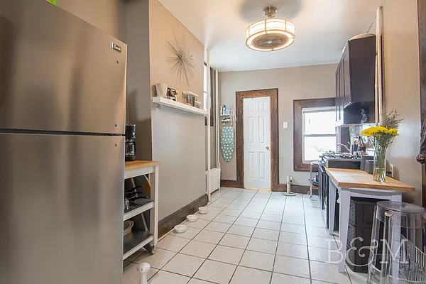 Rented by Brick&Mortar | media 11