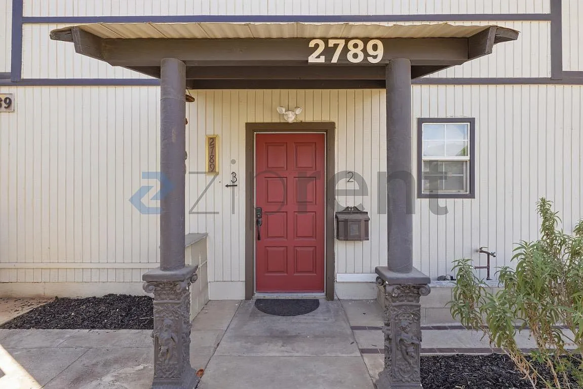 3 bed, 1400 sqft, $3,500 — Photo 4
