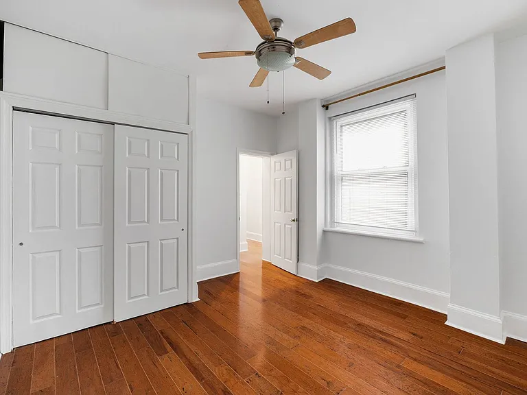 129A Bainbridge St — Photo 7
