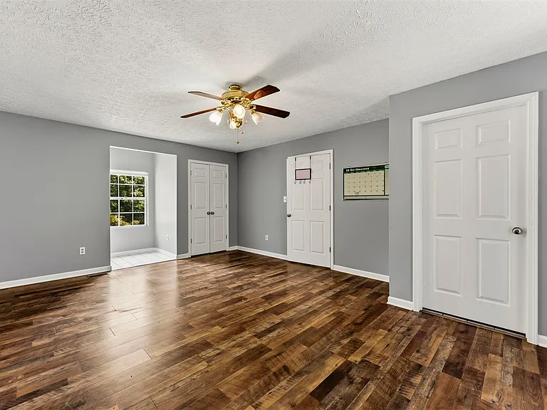 168 Halfway Rd — Photo 16