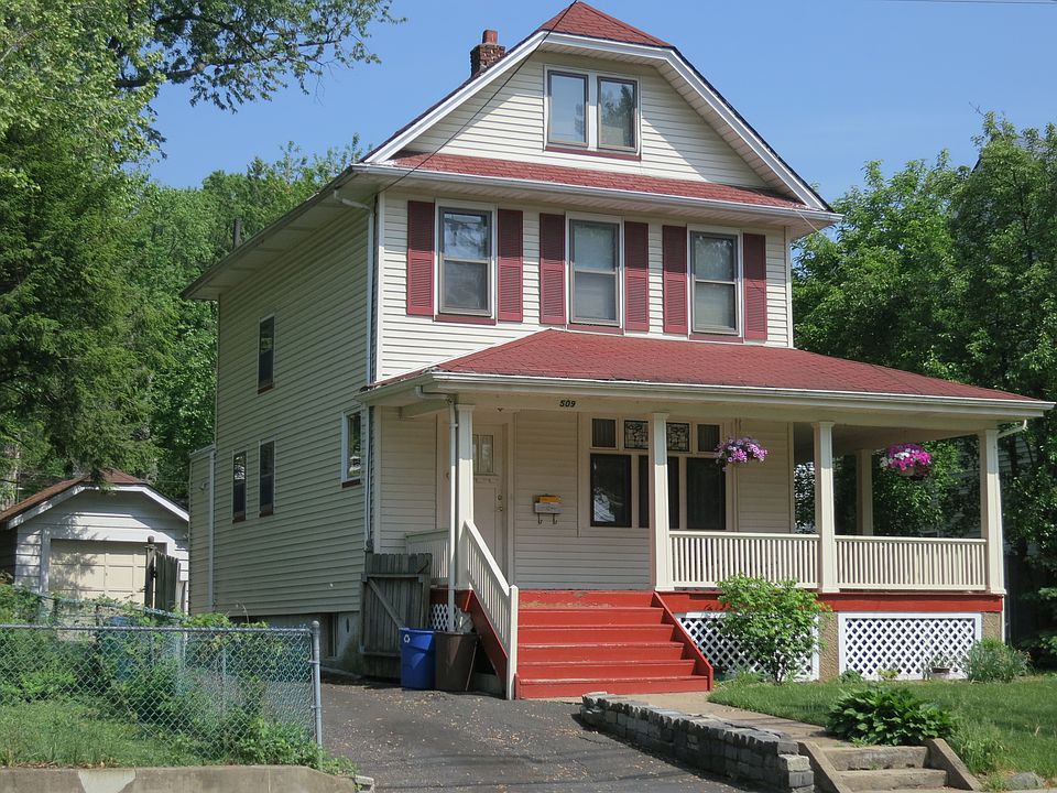 2nd image of 509 River Road