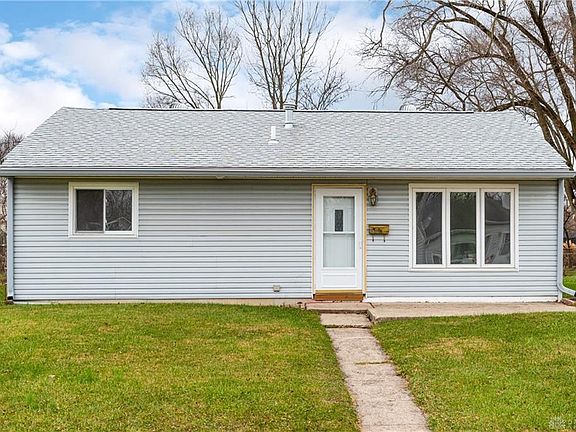 2nd image of 434 Marchmont Dr