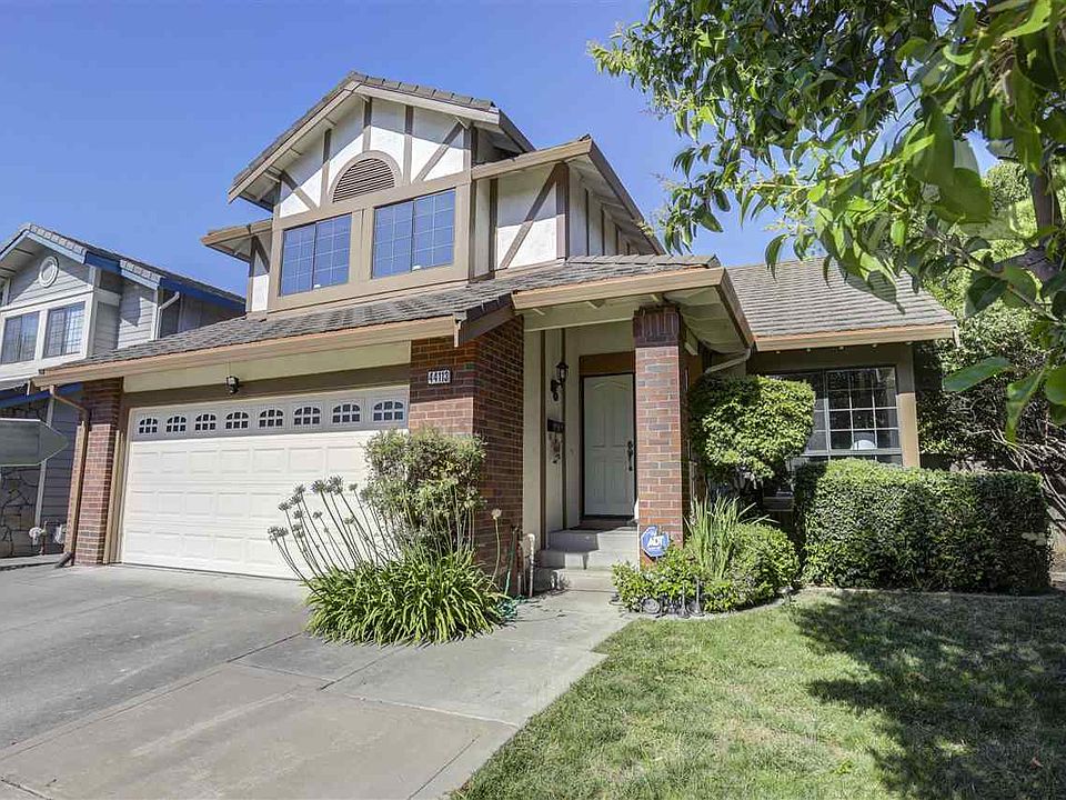 1st image of 44113 Glendora Dr