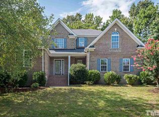 107 Kenilworth Pl, Chapel Hill, NC 27516