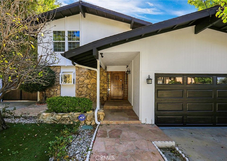 1st image of 22548 Margarita Dr