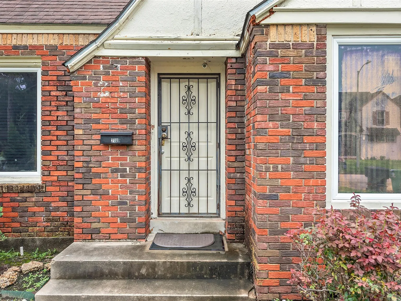 2 bed, 2.0 bath, 1375 sqft, $1,800 — Photo 2
